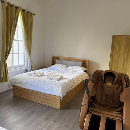 Hearty Center Motel Катумба Екстериор снимка