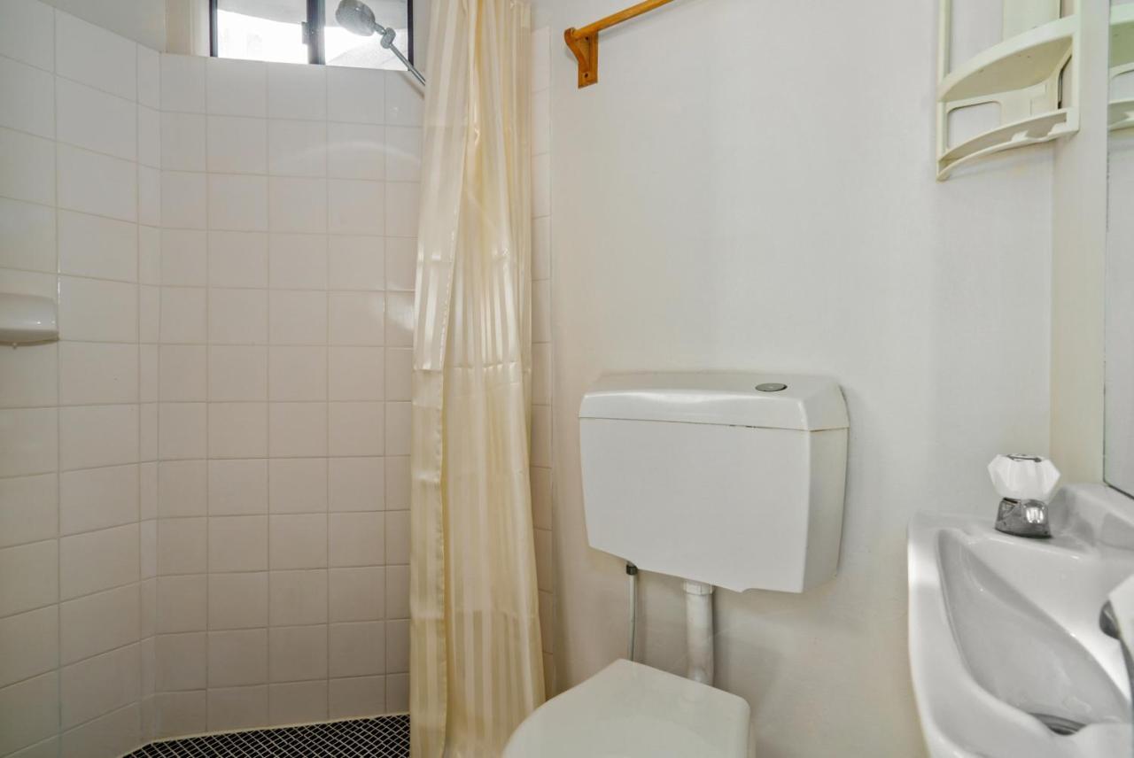 Hearty Center Motel Катумба Екстериор снимка