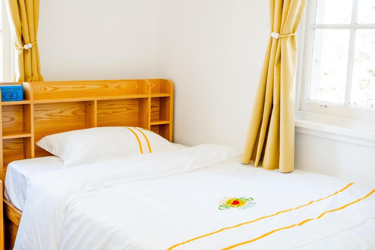 Hearty Center Motel Катумба Екстериор снимка