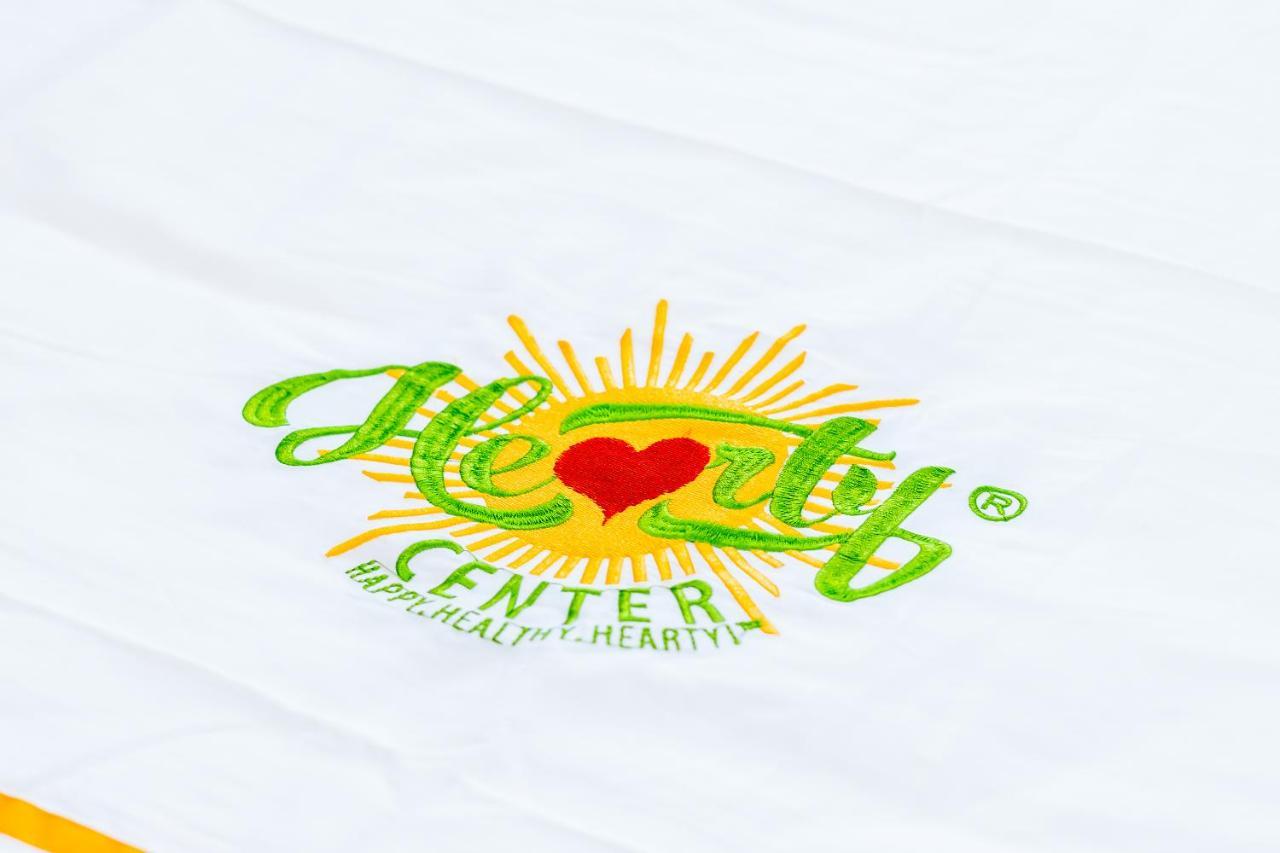 Hearty Center Motel Катумба Екстериор снимка