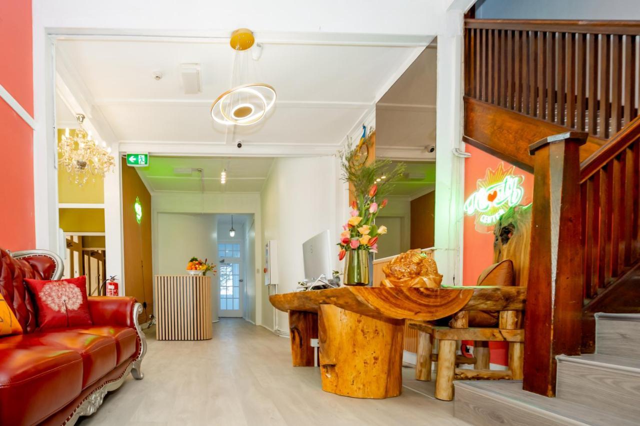 Hearty Center Motel Катумба Екстериор снимка
